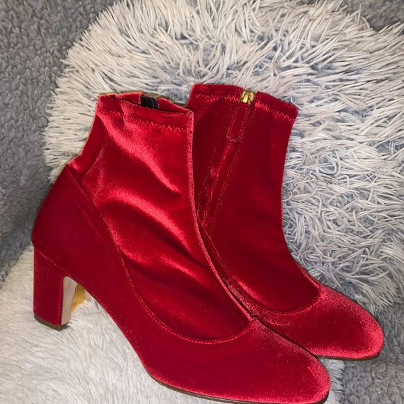 Rupert Sanderson Red Velvet Booties NWT - Picture 3 of 5